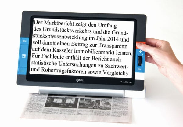 Optelec Traveller HD Zeitung lesen